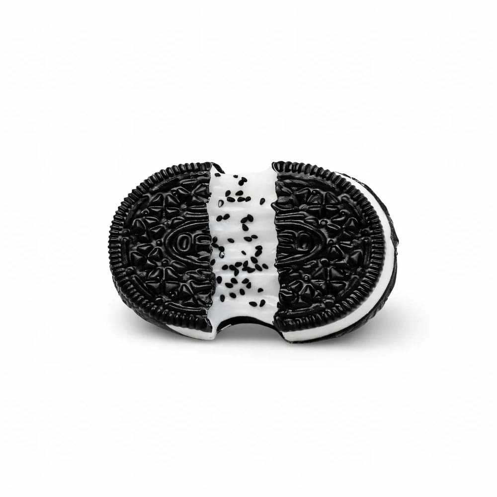 Sticky Squishy Oreo